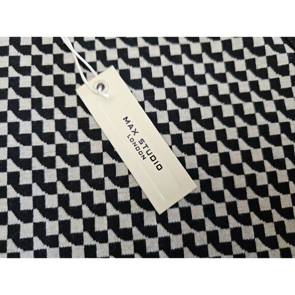 NEW Max Studio London Sleeveless Casual Top Women's Size XS - Picture 3 of 10